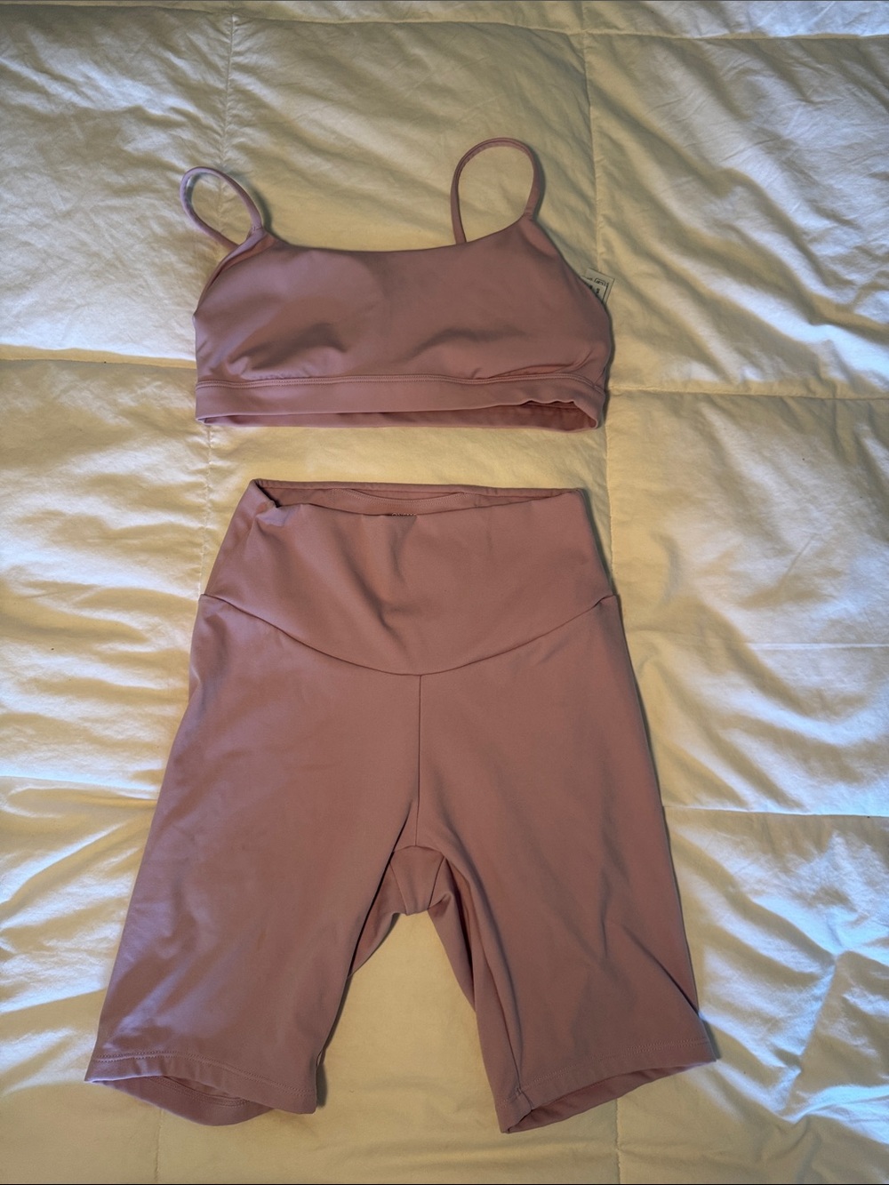 Women’s High-Waist Bike Shorts and Bralette Set - Mauve